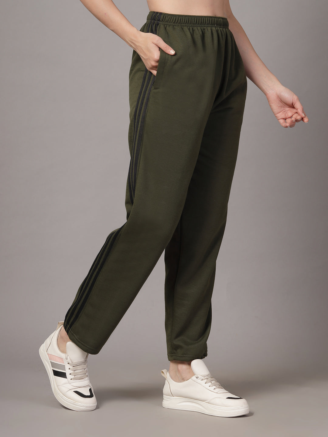 UZARUS CozyStride Women's Regular Fit Heavy Weight Fleece-Lined Winter Track Pants