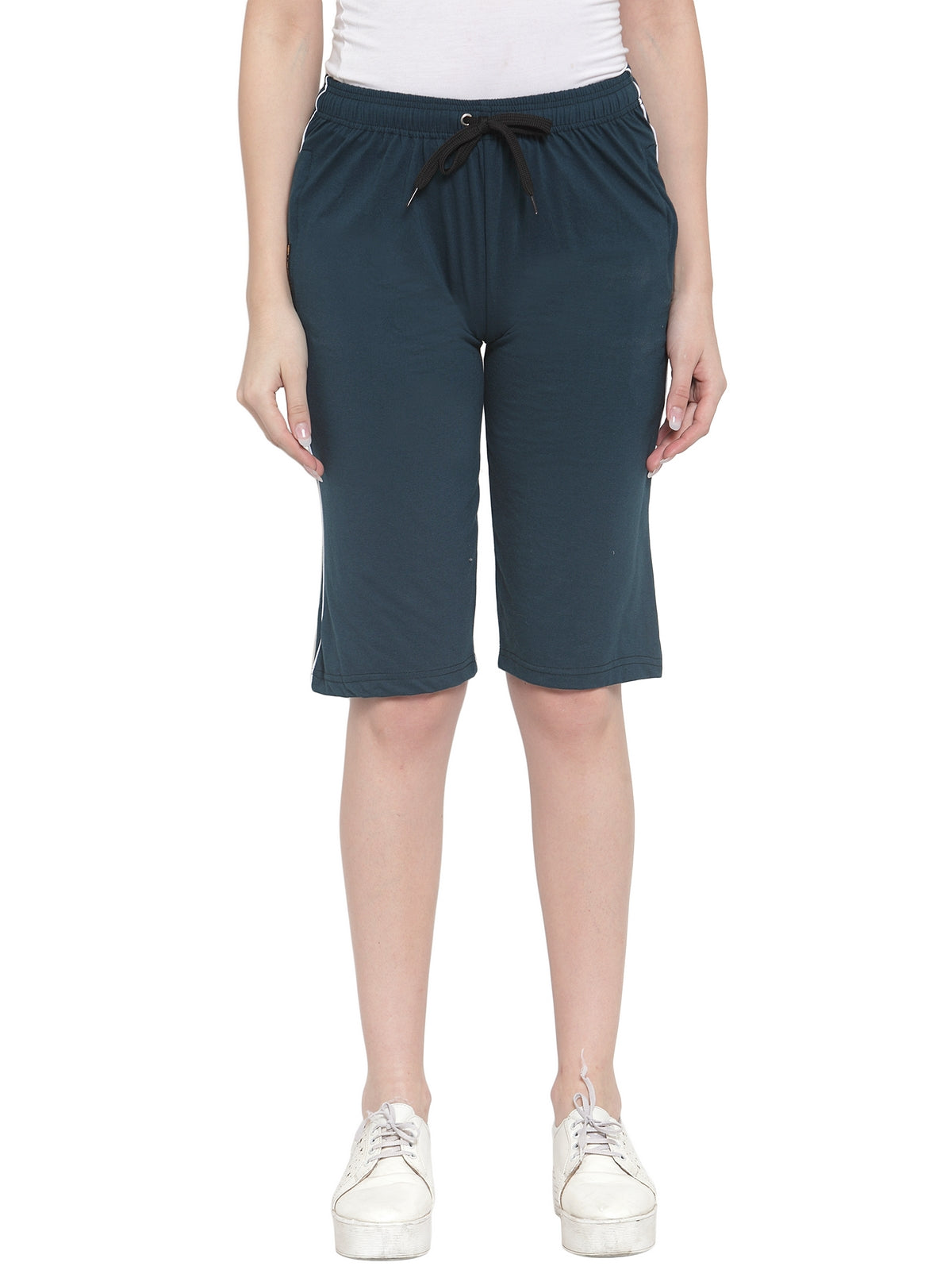 Women's Cotton Three Fourth Capri Shorts With Two Zippered Pockets