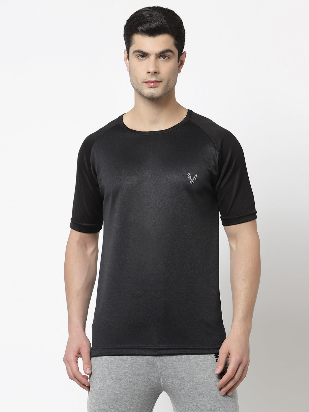 Buy men's top,bottom, yoga and thermal sports wear online in india