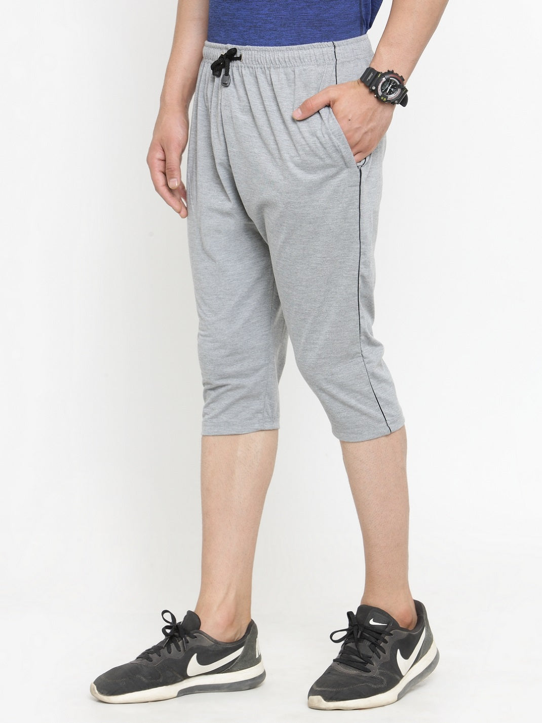 Men's Cotton Three Fourth Capri Shorts With Two Zippered Pockets