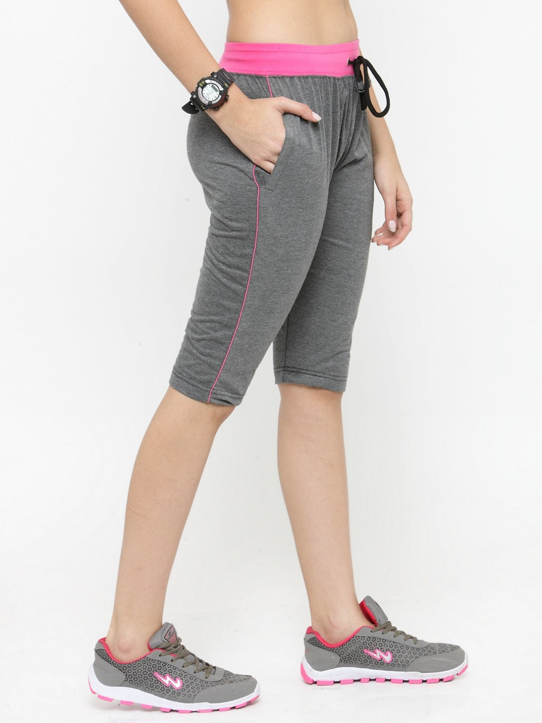 Women's Cotton Three Fourth Capri Shorts With Two Zippered Pockets