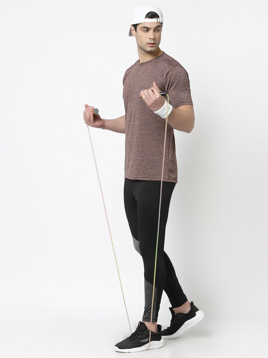 Buy men's top,bottom, yoga and thermal sports wear online in india