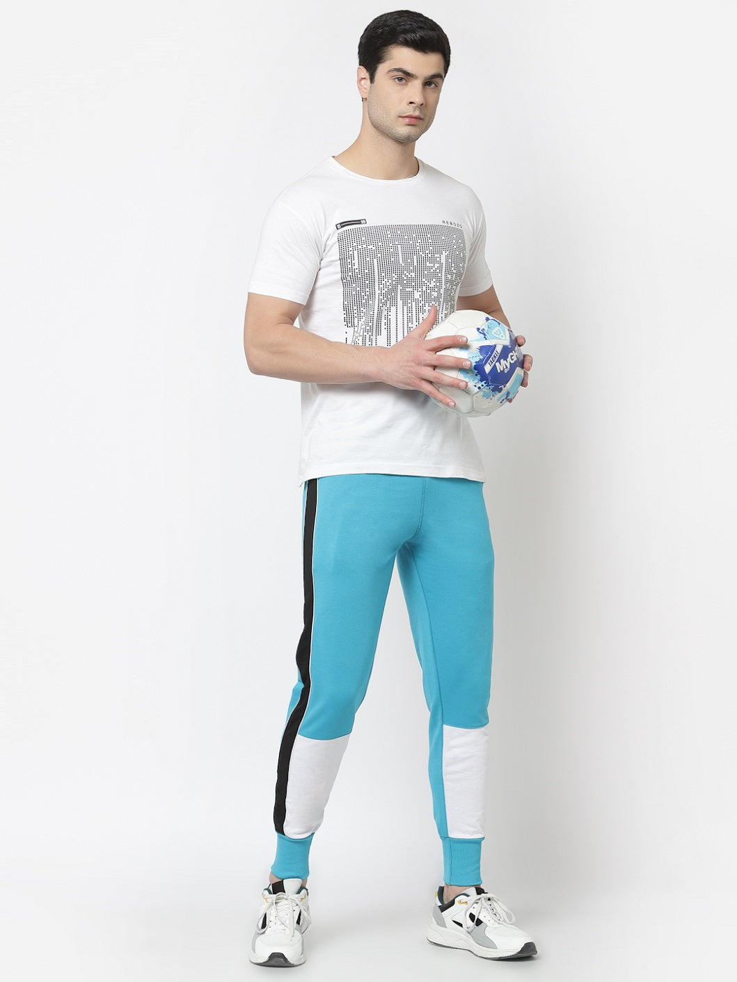 Buy men's top,bottom, yoga and thermal sports wear online in india