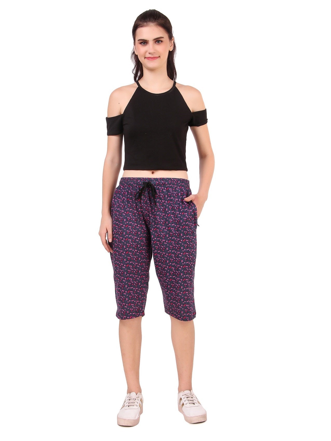 Buy women's top,bottom, yoga and thermal sports wear online in india 