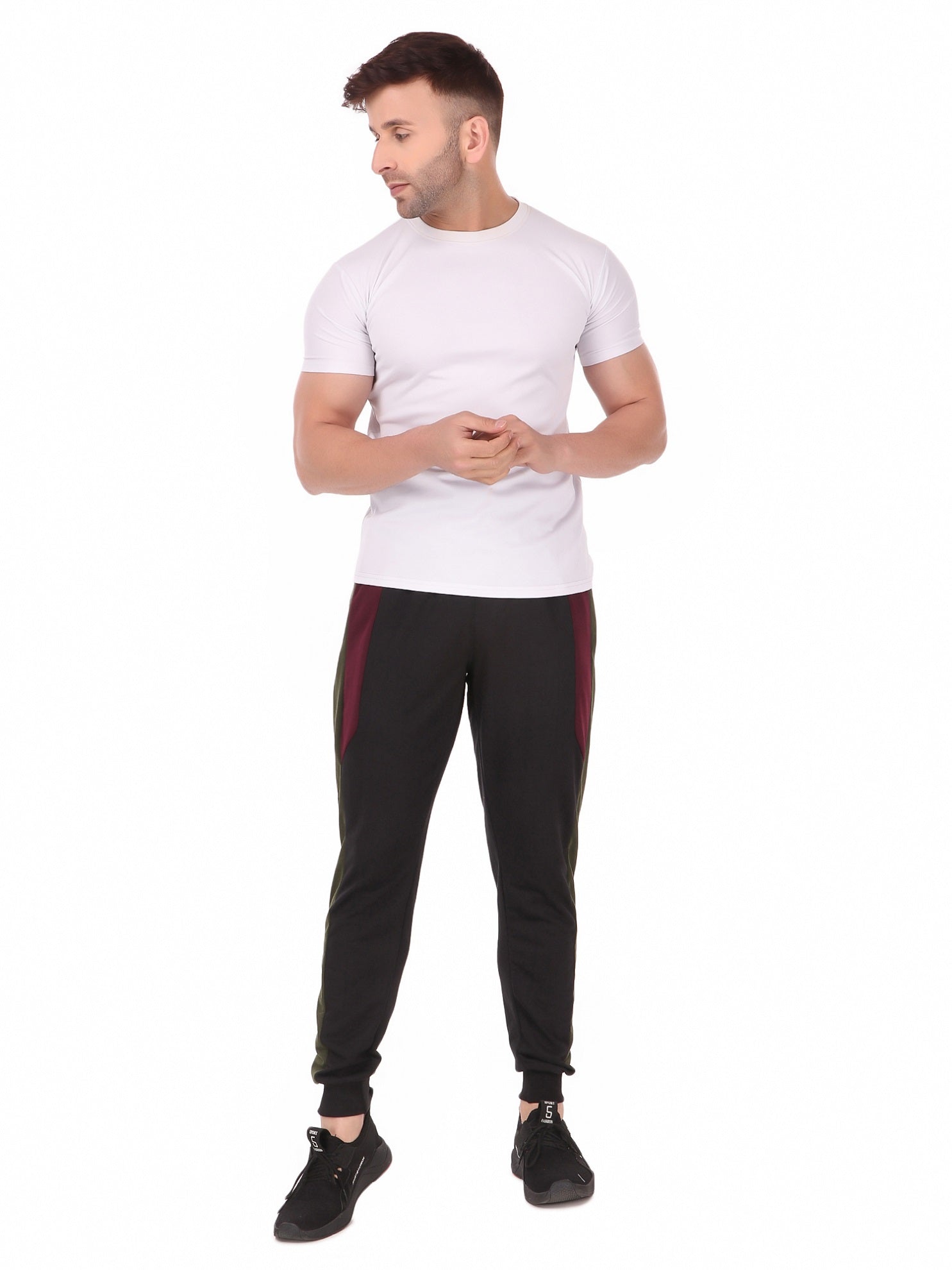 Buy men's top,bottom, yoga and thermal sports wear online in india