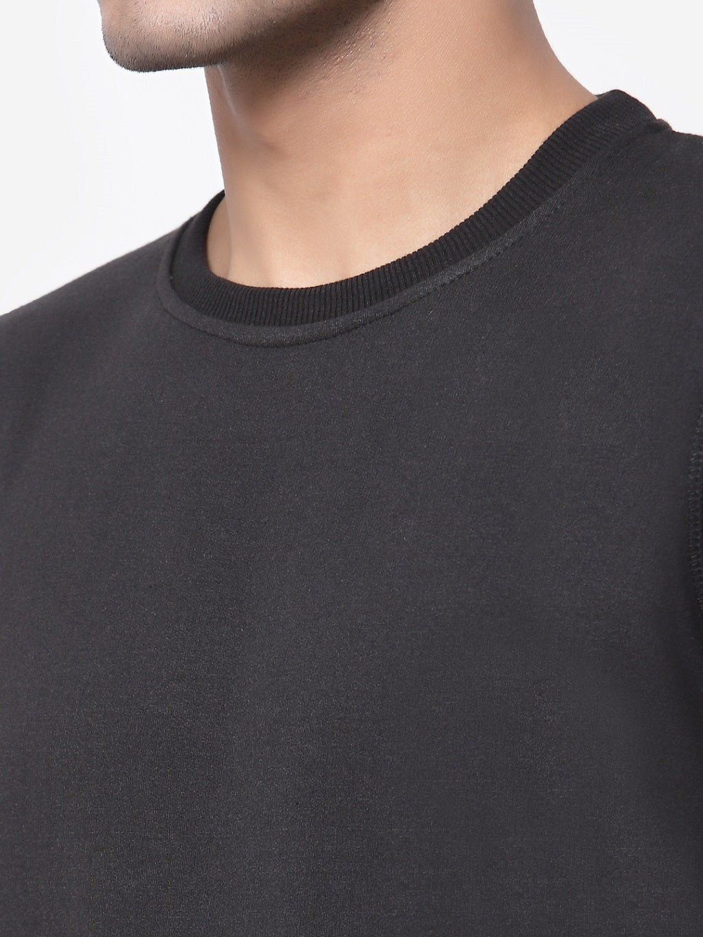 Buy men's top,bottom, yoga and thermal sports wear online in india
