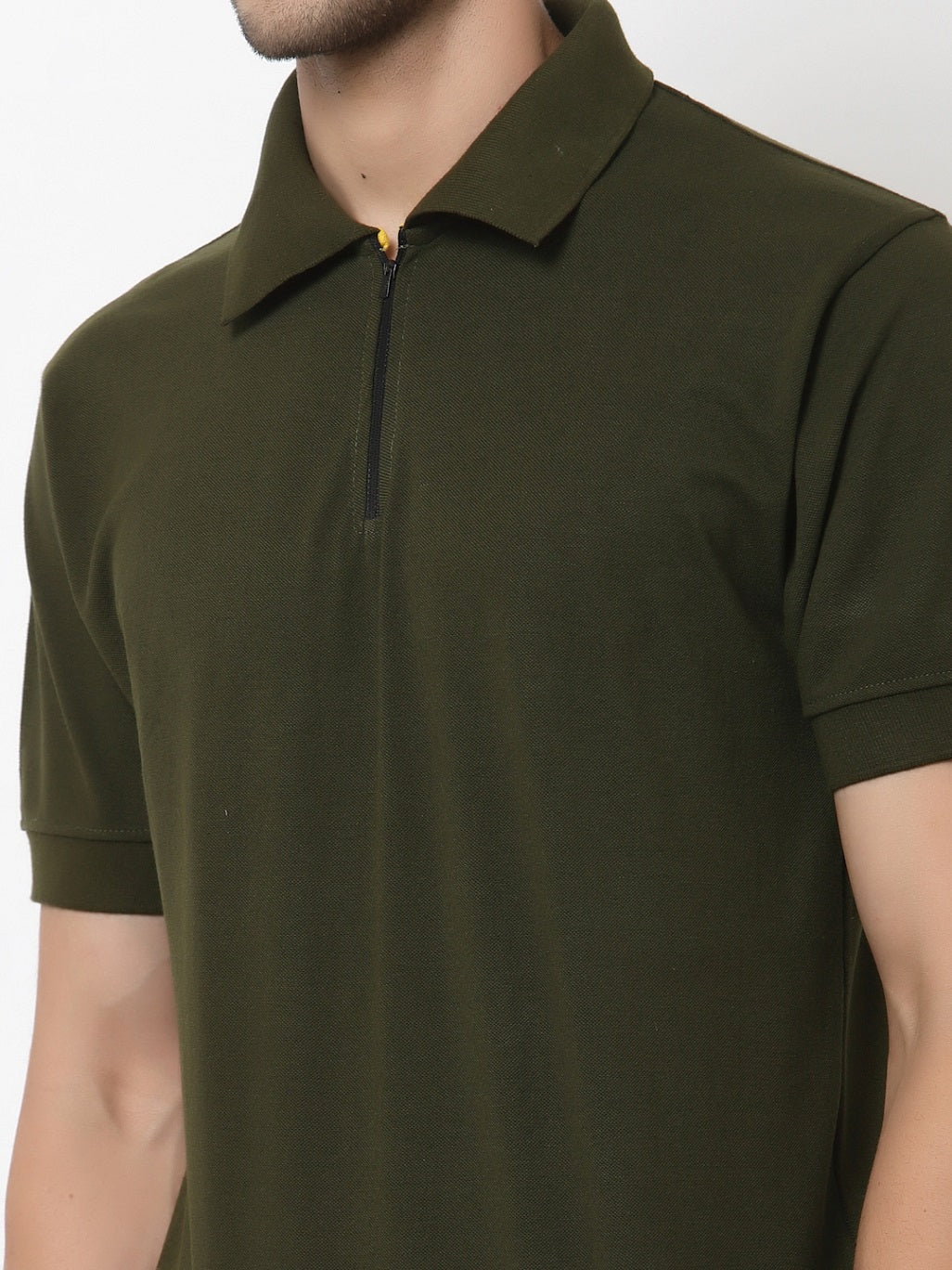Men's Solid Cotton Regular Fit Zipper Polo T-Shirt