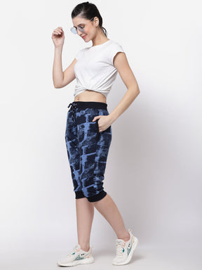 Women's Cotton Three Fourth Capri Shorts With Two Zippered Pockets