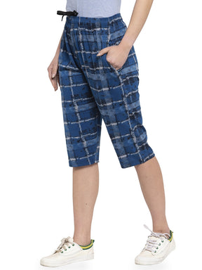 Women's Cotton Three Fourth Capri Shorts With Two Zippered Pockets