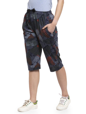 Women's Cotton Three Fourth Capri Shorts With Two Zippered Pockets