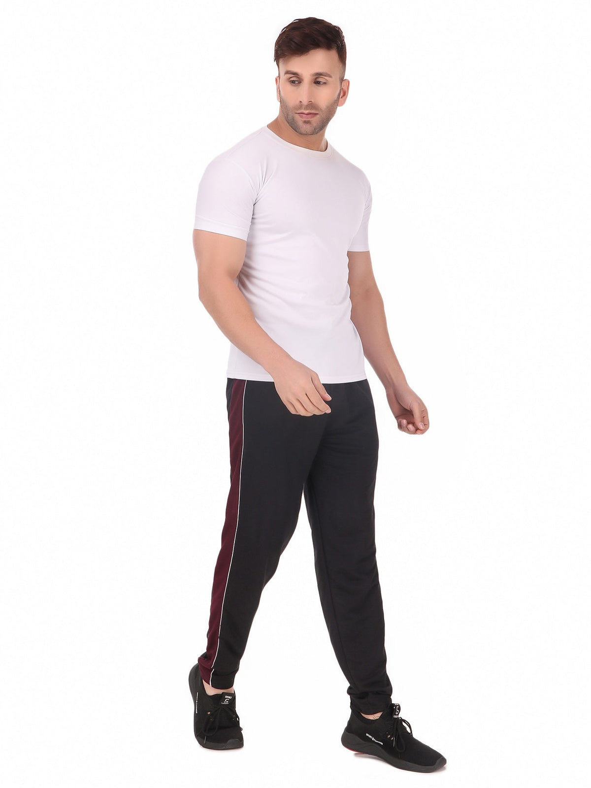 Buy men's top,bottom, yoga and thermal sports wear online in india