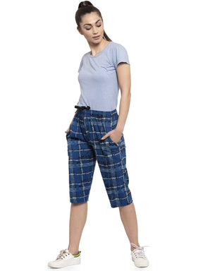 Women's Cotton Three Fourth Capri Shorts With Two Zippered Pockets