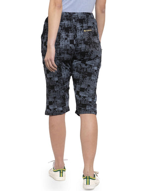 Women's Cotton Three Fourth Capri Shorts With Two Zippered Pockets