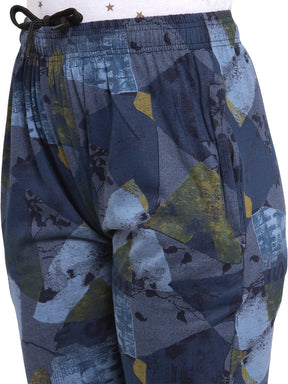 Women's Cotton Three Fourth Capri Shorts With Two Zippered Pockets