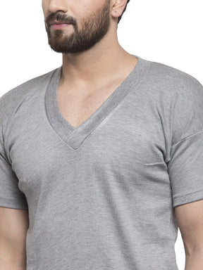 MEN'S HALF SLEEVES SOLID V NECK THERMAL TOP