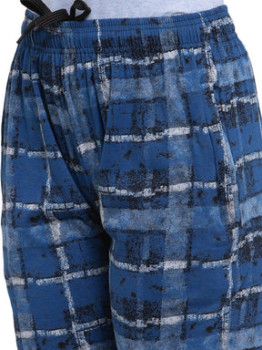 Women's Cotton Three Fourth Capri Shorts With Two Zippered Pockets