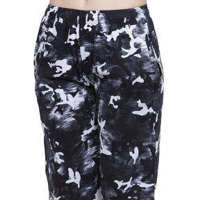 Women's Cotton Three Fourth Capri Shorts With Two Zippered Pockets